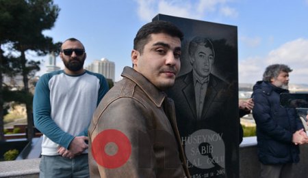 Mehman Hüseynov azadlığa buraxıldı - FOTOLAR